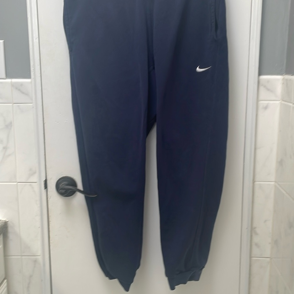 NAVY BLUE NIKE SWEATPANTS